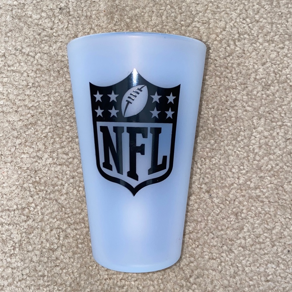 NFL Silicone Original Pint Glass - 16 oz